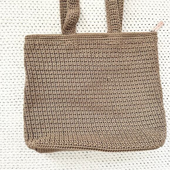 The SAK Classic Crochet Beige Khaki Tan Long Handle Medium Shoulder Bag Zip - Picture 5 of 9